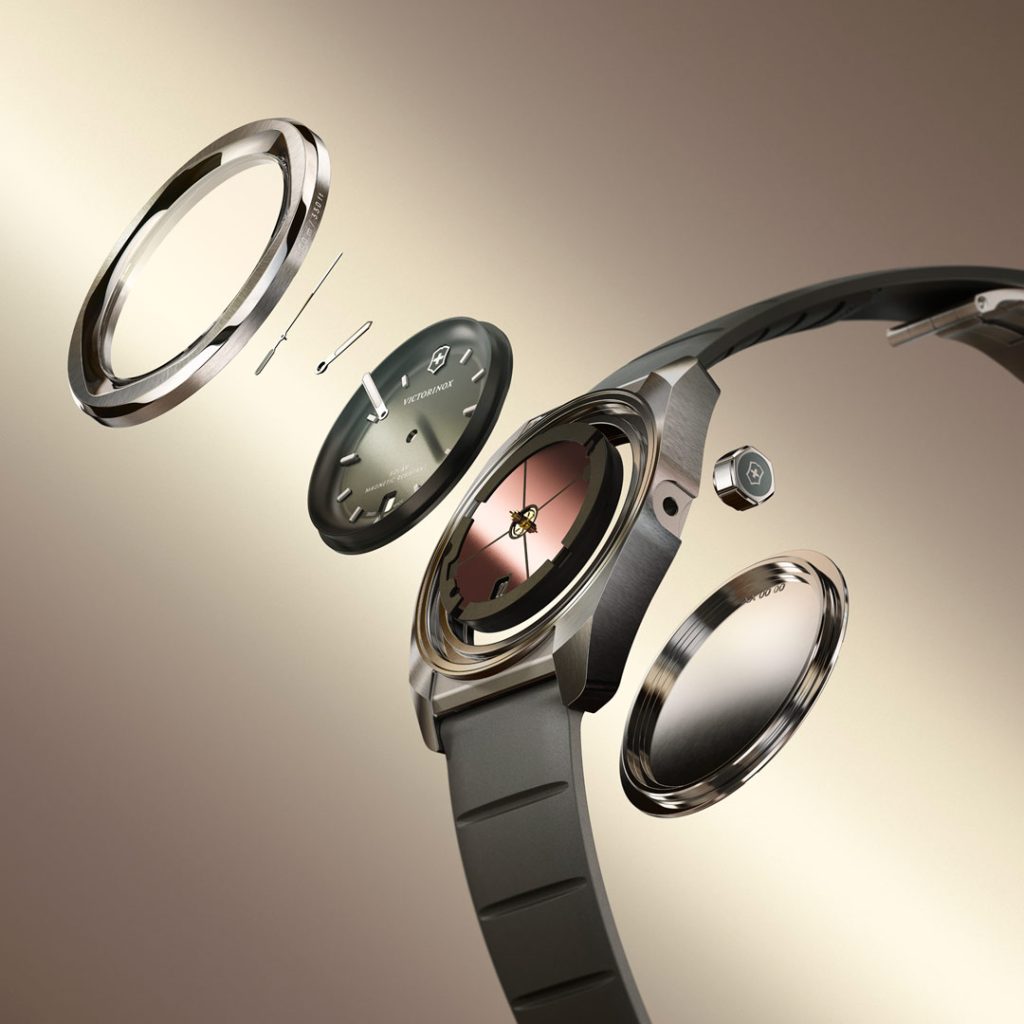 Mecanismo de carga solar visible en un reloj para hombre.
